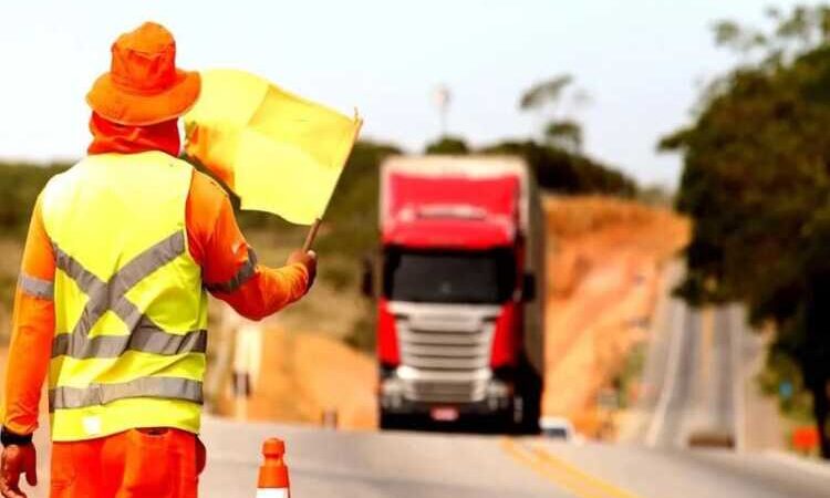 Arteris mobiliza primeiras frentes de obras na BR-101 após assinatura de aditivo contratual