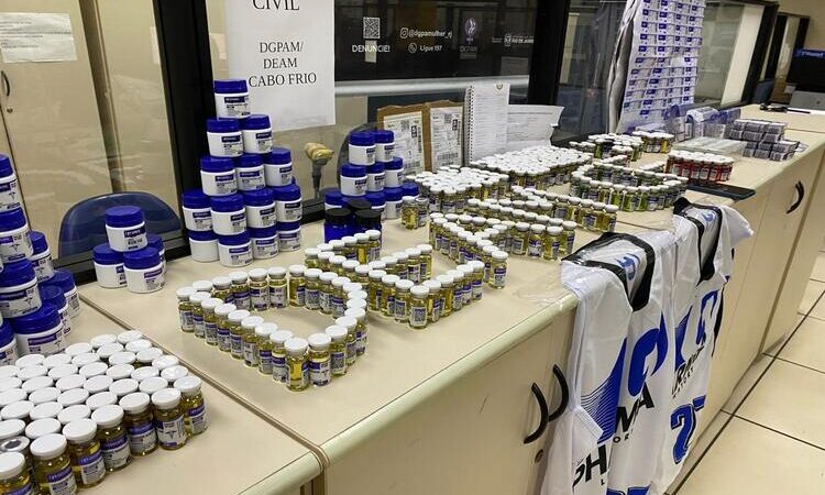 Homem é preso com R$ 100 mil em anabolizantes e medicamentos controlados, em Cabo Frio