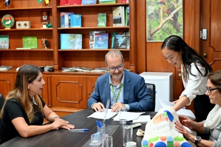 Prefeita de SJb reforça com secretário do Ambiente demandas sobre a erosão