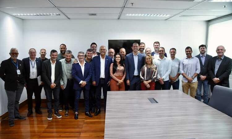 Presidente da Alerj se reúne com prefeitos de cidades do Norte e Noroeste Fluminense