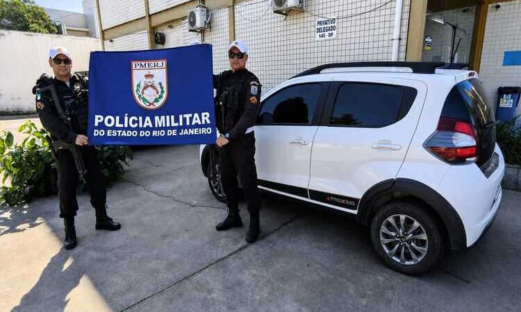 Veículo clonado é apreendido e suspeito preso em SJB