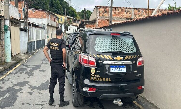 Operação da PF combate crimes financeiros em Macaé, Rio e São Paulo