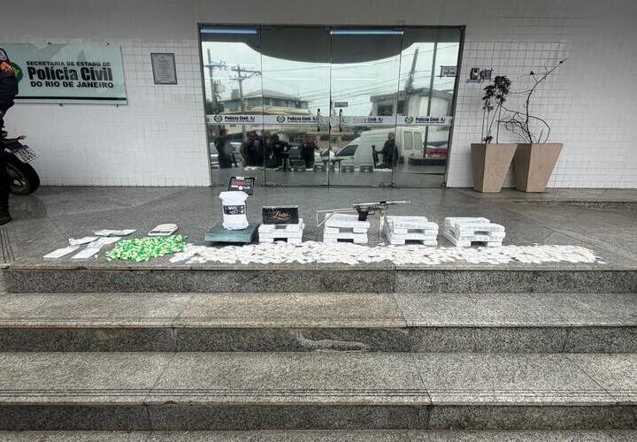 Polícia apreende submetralhadora em Campos e mais de 30 kg de drogas
