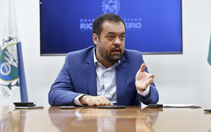 TSE mantém inelegibilidade de Cláudio Castro, ex-governador do Rio