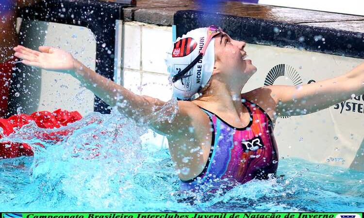 Nicole conquista 5 medalhas, 3 de ouro, no Brasileiro de Natação, em Recife