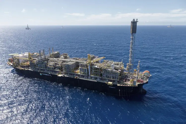 Petrobras adquire participação em bloco na Bacia de Campos