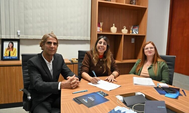 Assinada ordem de serviço para enfrentamento a erosão no Açu e Atafona
