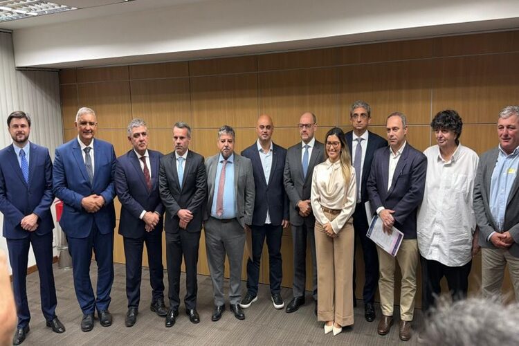 Estado anuncia início da duplicação da rodovia entre Rio das Ostras a Macaé