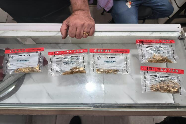 Operação “Quilate Obscuro” investiga furto de R$ 85 mil em joias em Campos