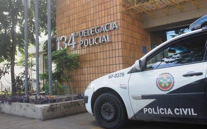 Mãe e filha encontradas mortas e abraçadas dentro de casa em Campos