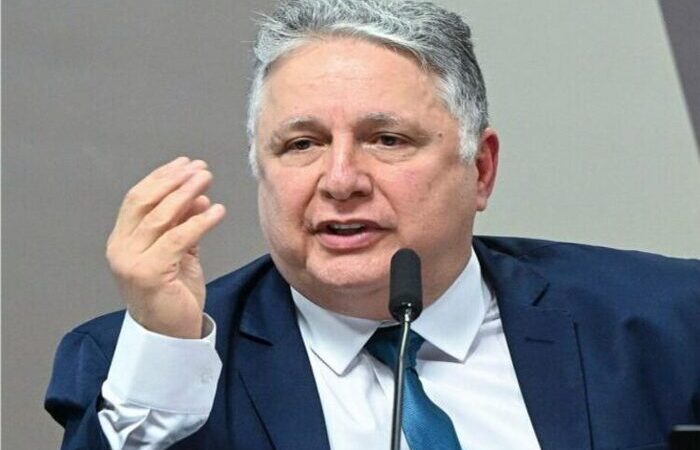 TRE barra fundo eleitoral, propaganda e participação de Garotinho em debates
