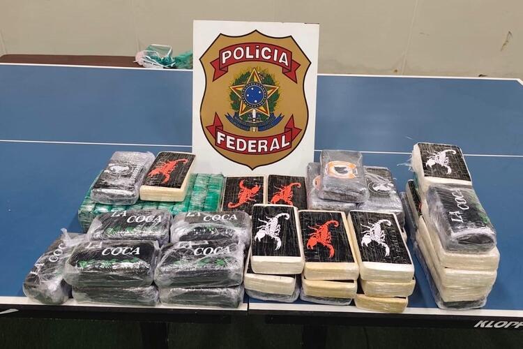 PF e PRF apreendem 52kg de cocaína em Casimiro de Abreu
