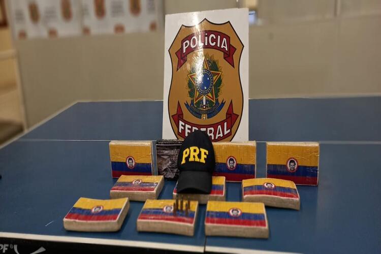 PF e PRF prendem homem com 10kg de cocaína e munições na BR-101