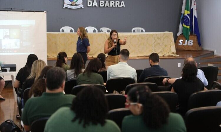Plano de Trabalho sobre a erosão costeira é apresentado a população em SJB
