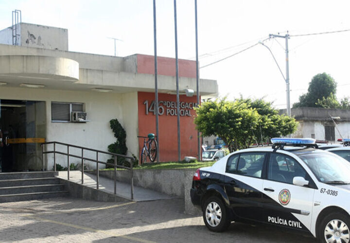 Mulher é sequestrada enquanto dirigia e agredida na BR-101, em Campos