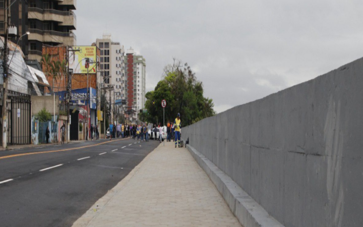 Obra da Águas do Paraíba, na XV de Novembro, em Campos, vai durar 90 dias