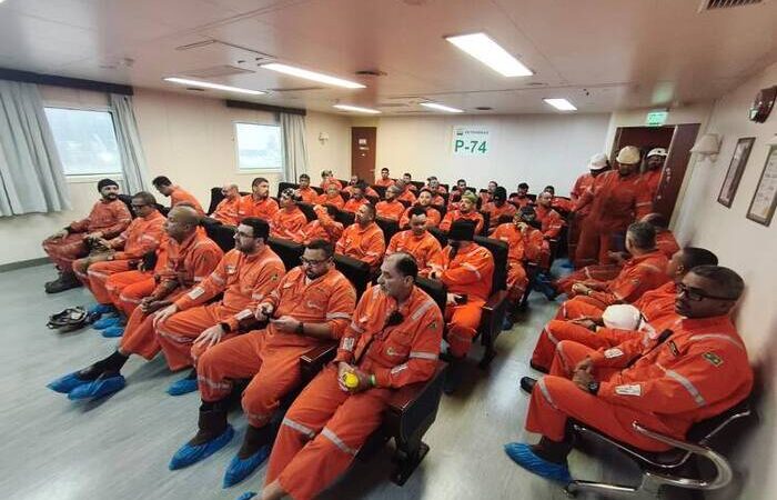 Greve de Trabalhadores offshore e onshore afetam plataformas na Bacia de Campos 