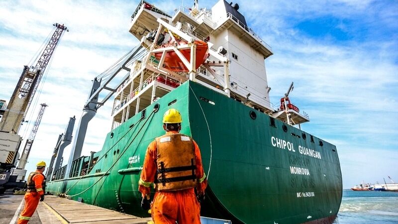 Porto do Açu prepara nova fase com produção de combustíveis sustentáveis