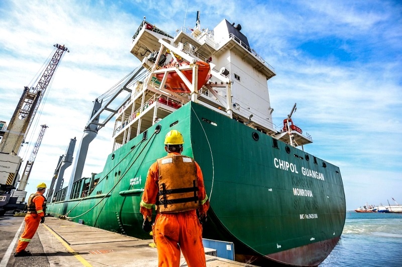 Porto do Açu prepara nova fase com produção de combustíveis sustentáveis