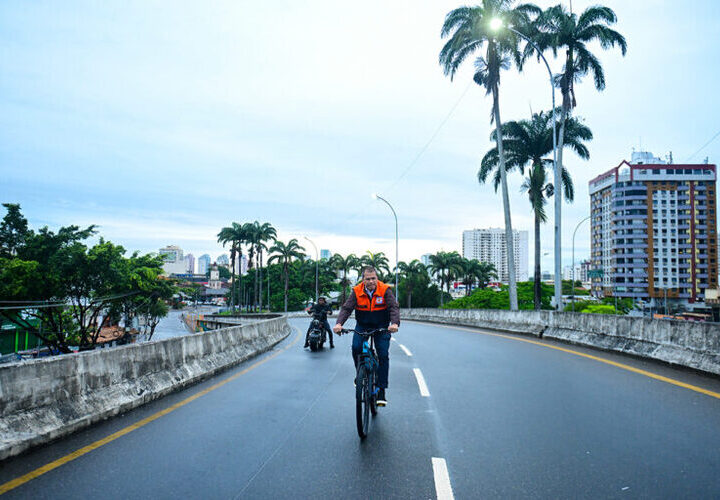 Começa operação para travessia de ciclistas e pedestres na Ponte Leonel Brizola, em Campos