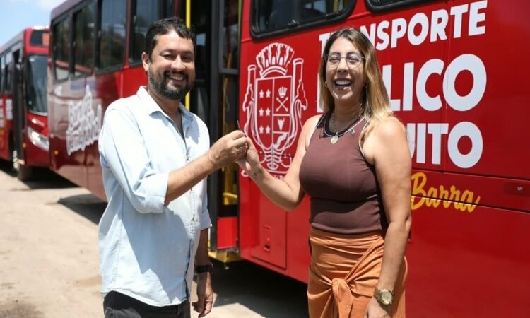 Renovação da frota do transporte gratuito prossegue em SJB