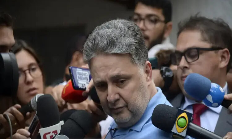 TRE mantém indeferimento da candidatura de Garotinho a governador