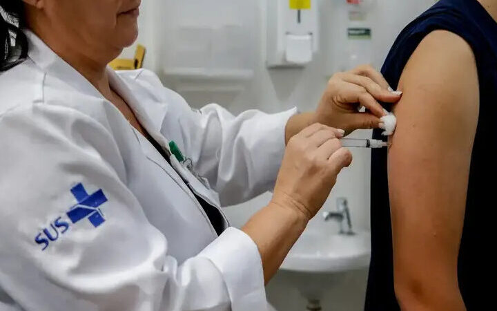 Campos ainda registra baixa cobertura vacinal contra a dengue ‌