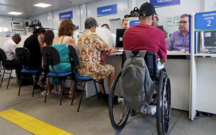 Detran-RJ retoma atendimento normal nesta segunda após greve