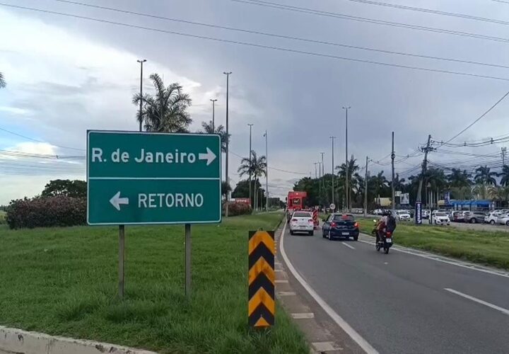 Mais de 496 mil veículos são esperados na BR-101 durante o feriado 