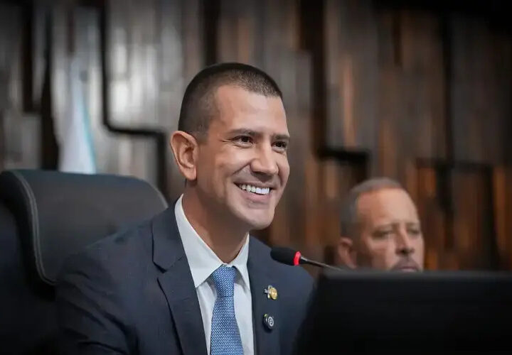 TSE anulação votos de Garotinho e Douglas Ruas é eleito governador do Rio