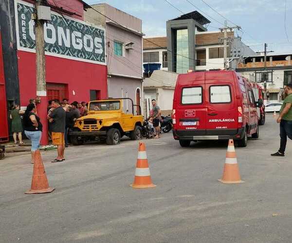 Carnavalesco do Congos é encontrado morto dentro de barracão em SJB